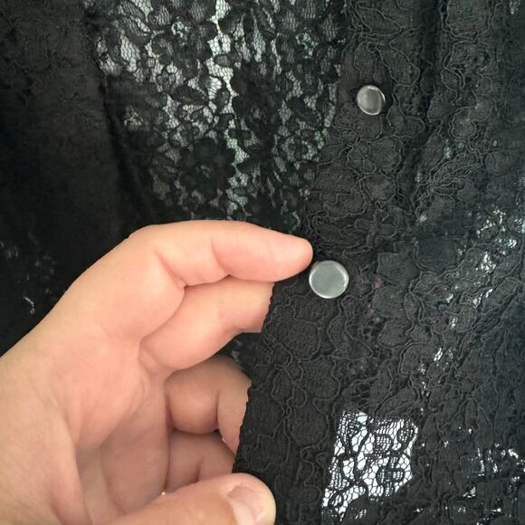 Ann Taylor Black Lace Button Down Top w/ White Accents Size 6 Classic Look - Picture 6 of 9